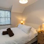Luxury Two Bed Inc Hot-tub And Free Parking *