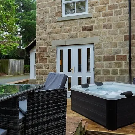 Luxury Two Bed Inc Hot-tub And Free Parking Tatil Evi *