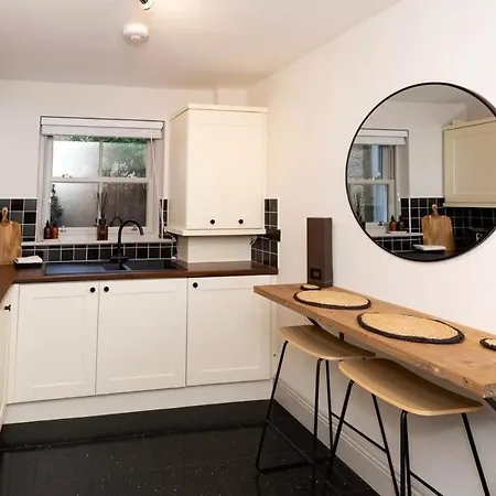 Holiday home Luxury Two Bed Inc Hot-tub *