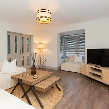 Luxury Two Bed Inc Hot-tub And Free Parking * Harrogate