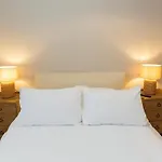 Luxury Two Bed Inc Hot-tub And Free Parking Harrogate